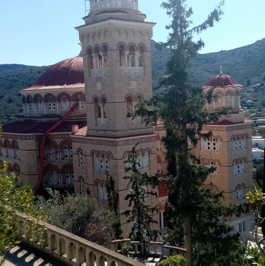 Svetlana & Michalis Oasis Hotel Agia Marina  Extérieur photo