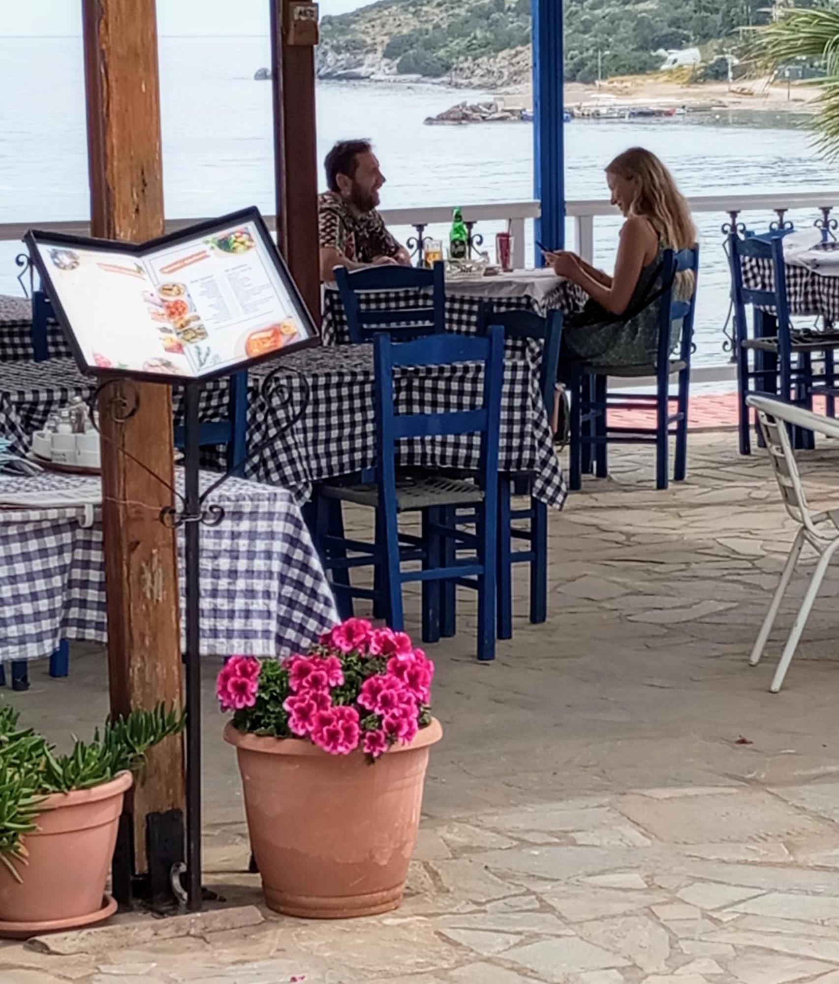Svetlana & Michalis Oasis Hotel Agia Marina  Extérieur photo