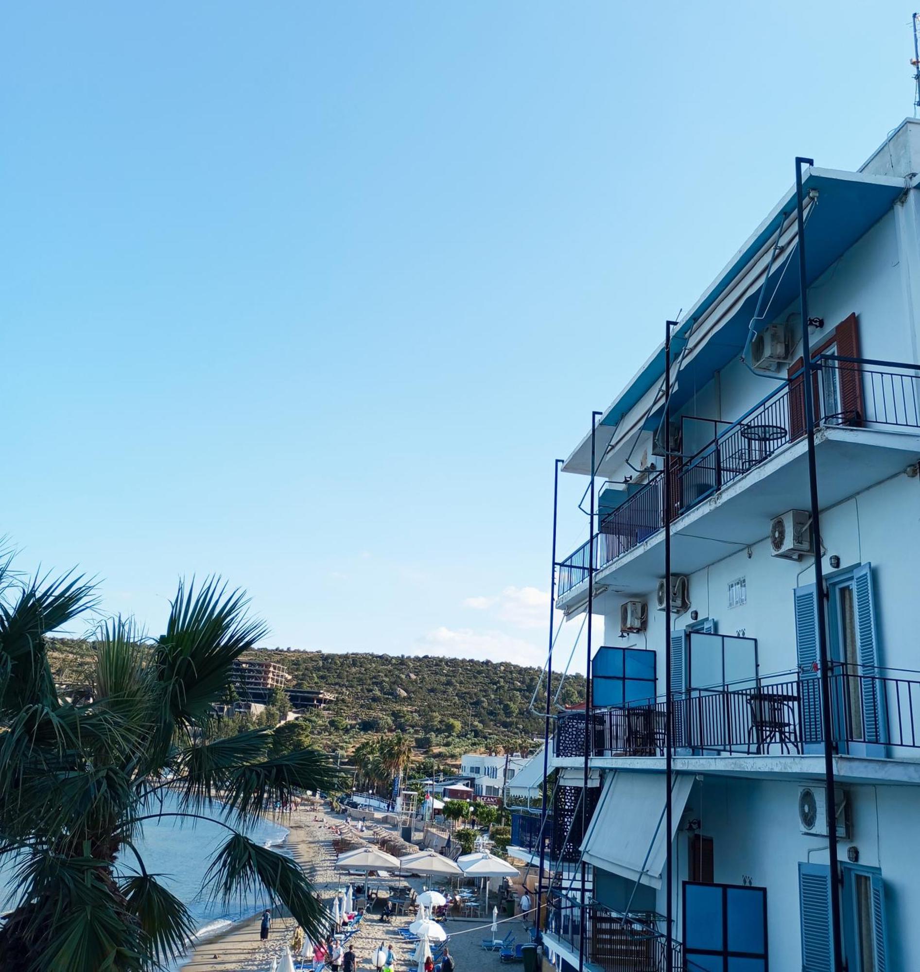 Svetlana & Michalis Oasis Hotel Agia Marina  Extérieur photo
