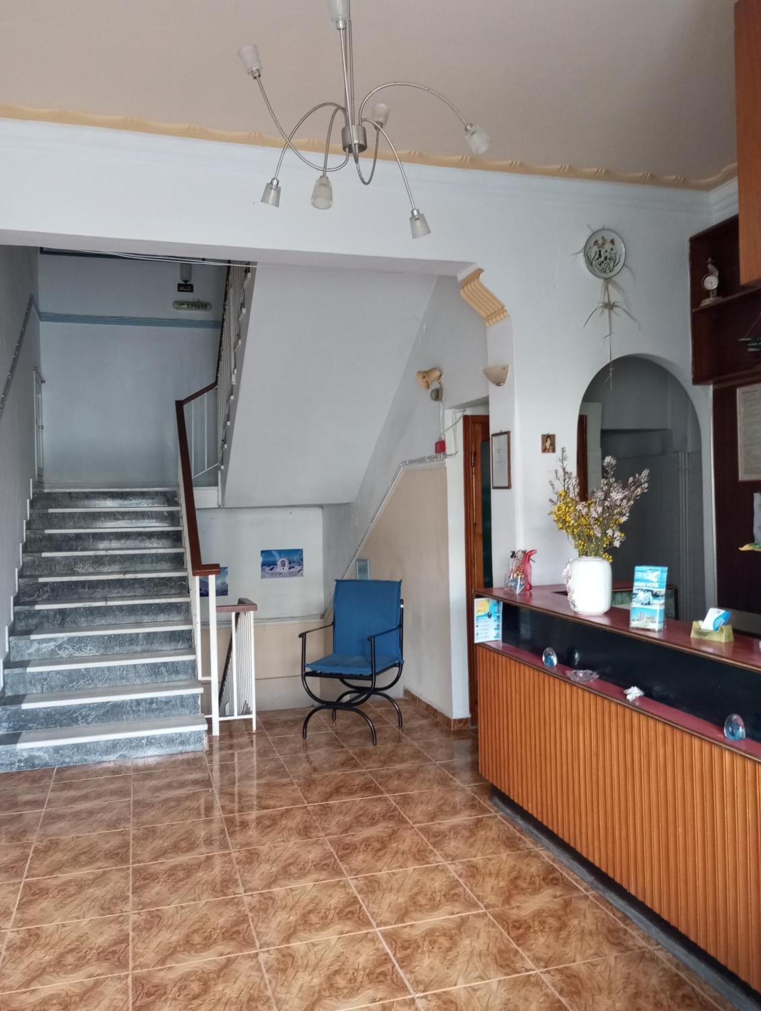 Svetlana & Michalis Oasis Hotel Agia Marina  Extérieur photo